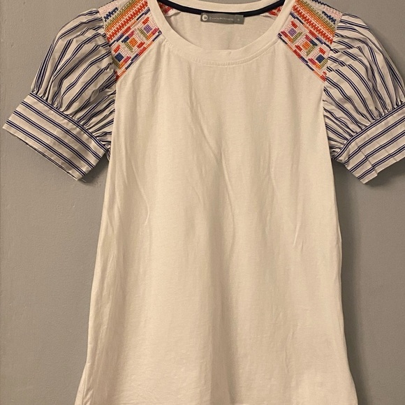 In2 by InCashmere White Tee with Multicolor Sleeves - Picture 1 of 10